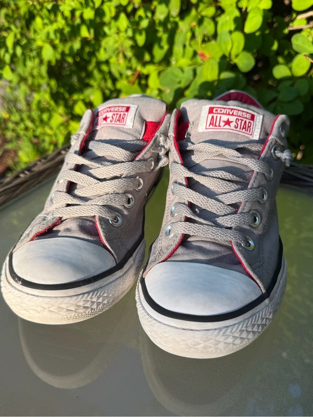 Converse Kids Low Top Canvas Sneakers - Slip In or Tie - Gray & Red - Size 5